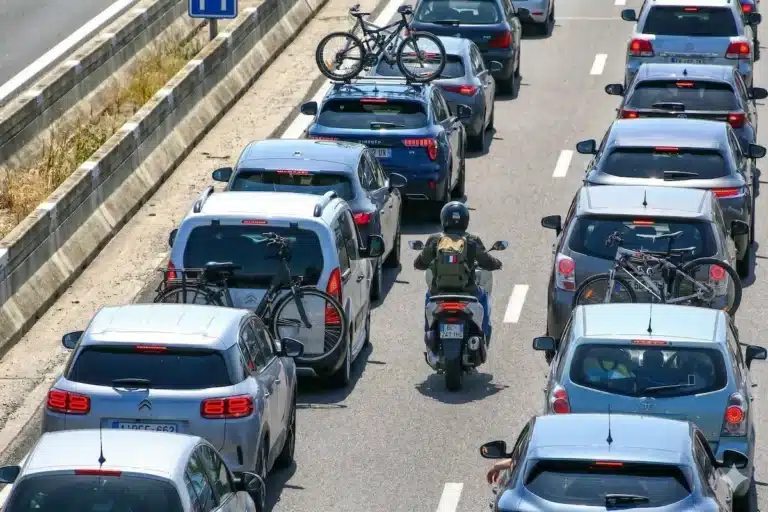 Circulation inter-files : règles, vitesse et sanctions